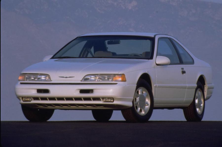  Ford Thunderbird 1990 года  (фото 5 из 8)